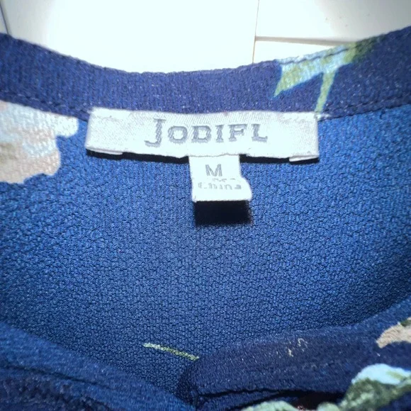 Jodifl Navy Blue Floral Ruffle Sleeve Keyhole Blouse M - Picture 2 of 6